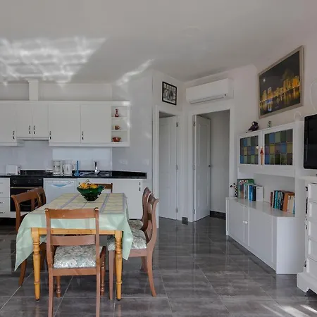Onnela Mar Y Montana - Apartamento Privado Con Piscina Compartida